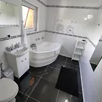 Dom Na Karkonoskiej Nyaraló *