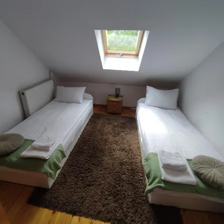 Dom Na Karkonoskiej Karpacz